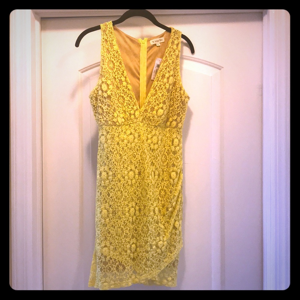 Yellow dress